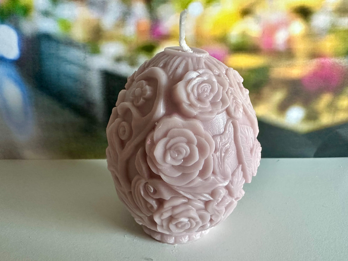 Rose Detailed Egg Shaped Candle